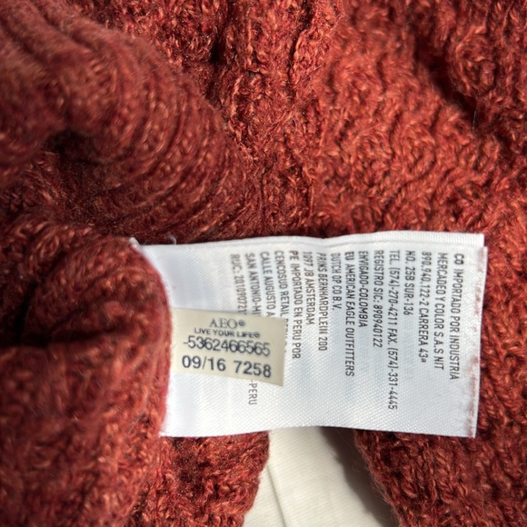 American Eagle Outfitters V-Neck Rust Knit Sweater - SZ: XS - Picture 7 of 7